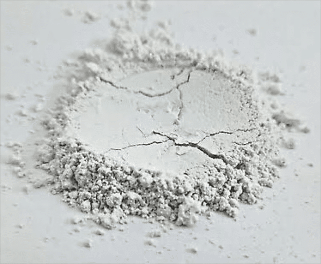 Picture with white background displaying powdered kaolin.